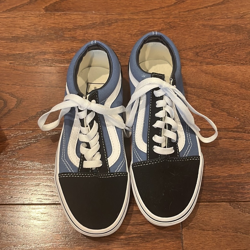Boys blue/black Vans in size 4